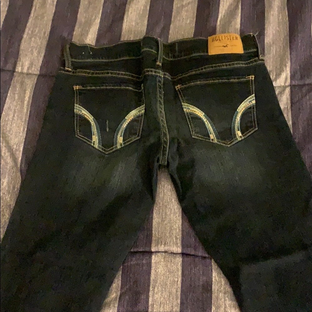 Hollister social stretch